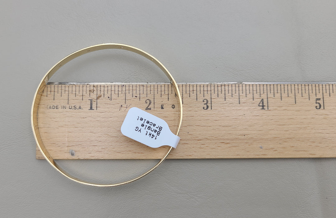 k932 Beautiful Vintage 14kt Yellow Gold Diamond Bangle Bracelet