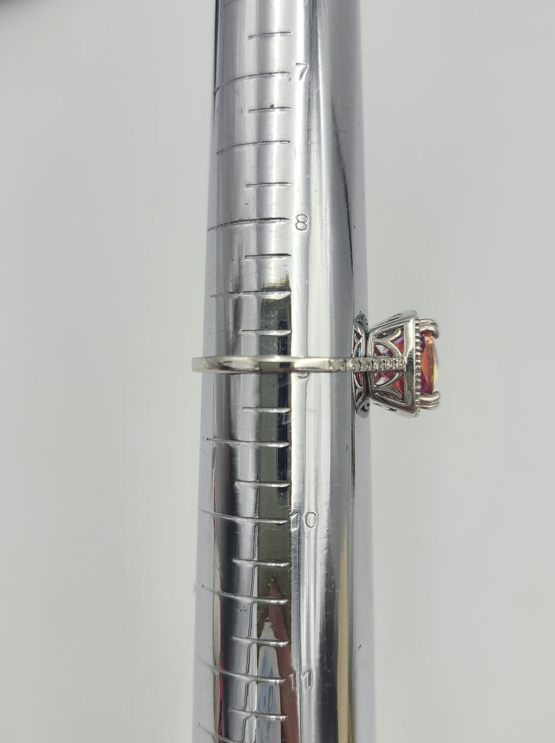 k995 Stunning Pink and Yellow Spinel Diamond Ring in 10kt White Gold