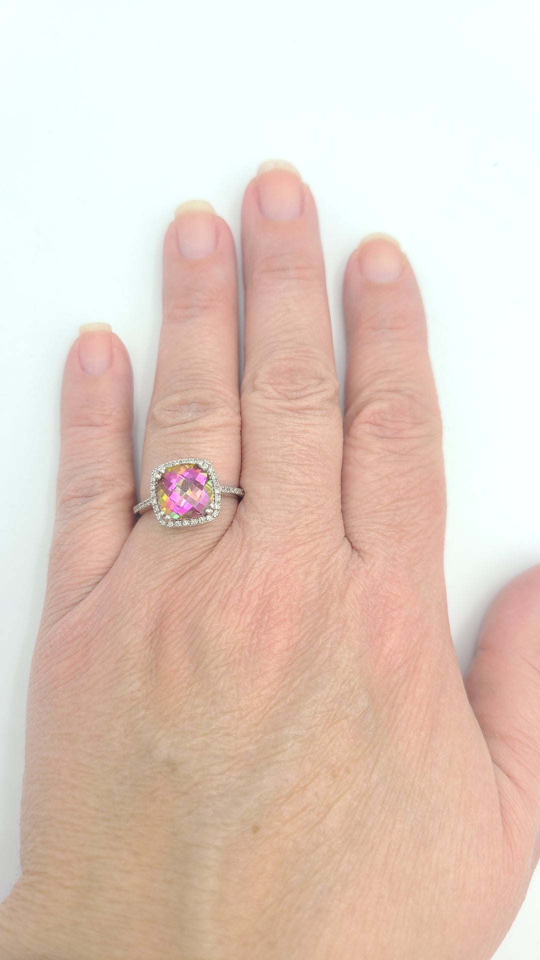 k995 Stunning Pink and Yellow Spinel Diamond Ring in 10kt White Gold