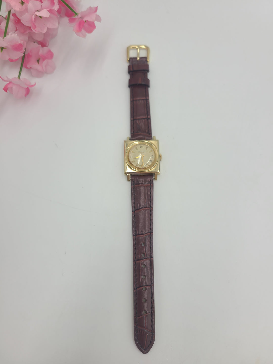 k697 Vintage Unisex 14kt Yellow Gold Mechanical Longines Wristwatch