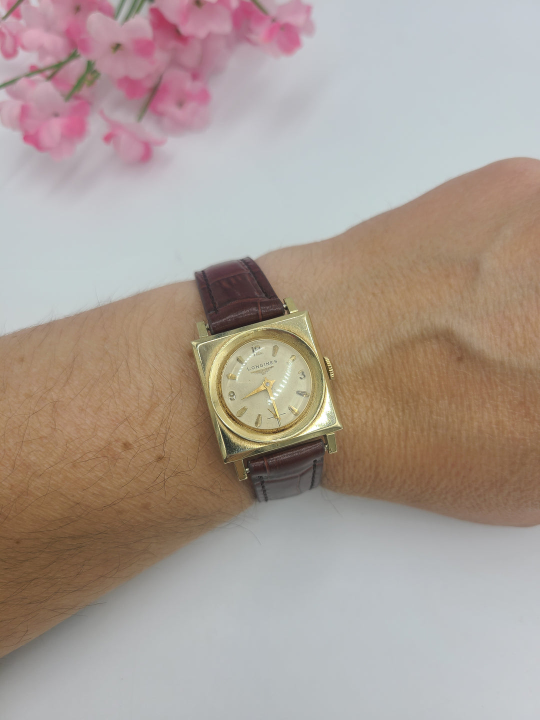 k697 Vintage Unisex 14kt Yellow Gold Mechanical Longines Wristwatch