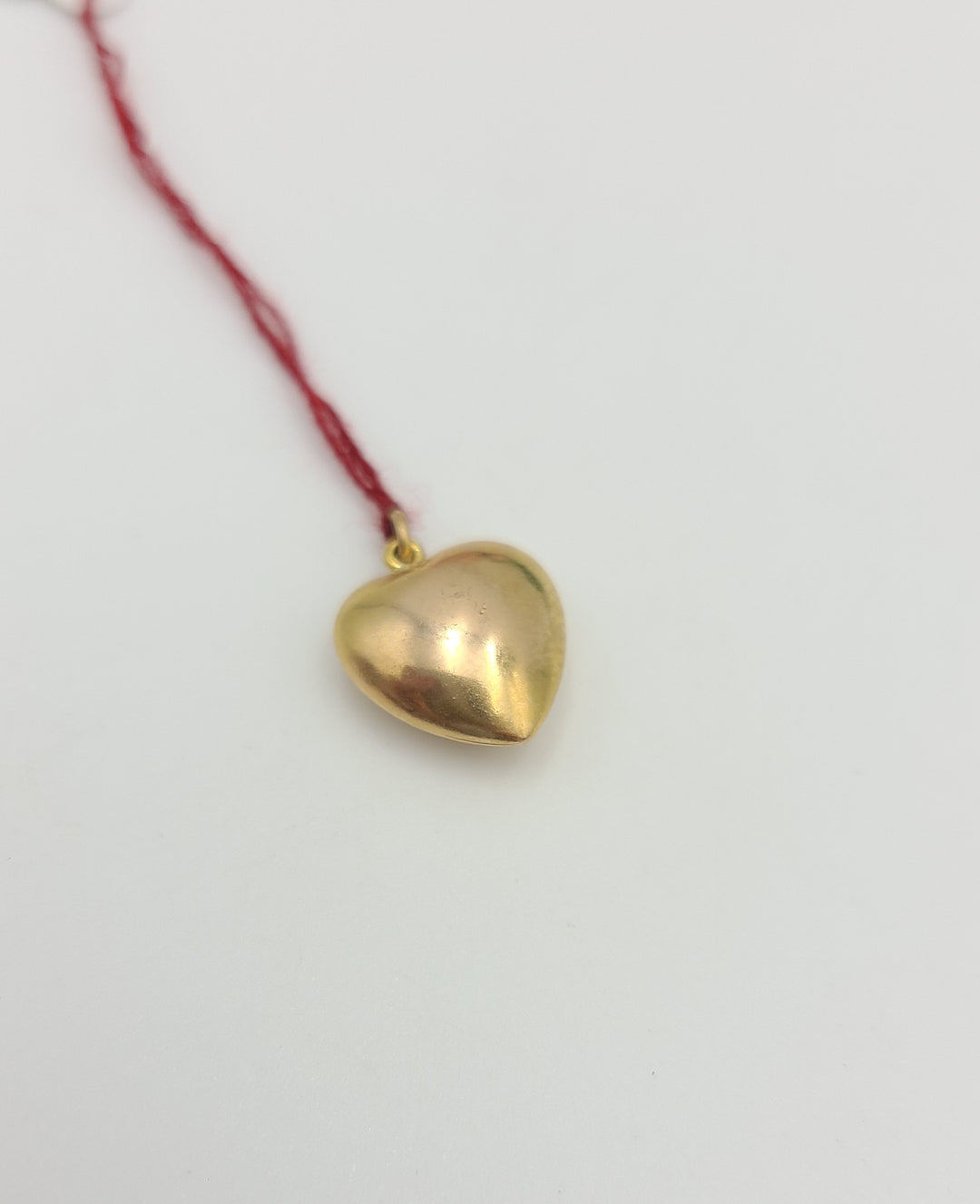 k980 Cute 18kt Yellow Gold Heart Pendant Charm