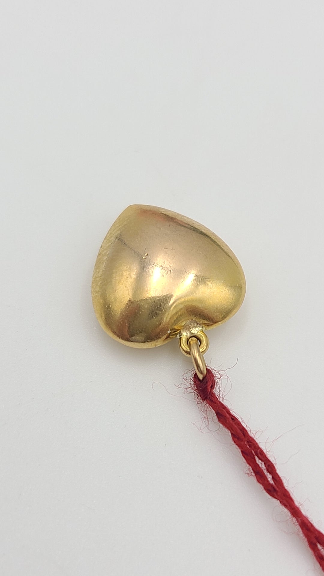 k980 Cute 18kt Yellow Gold Heart Pendant Charm