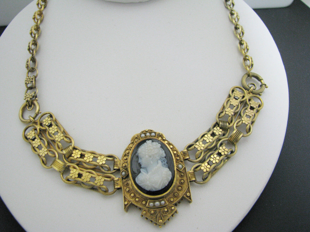 c100 Beautiful Unique Antique Cameo 9k Yellow Gold Convertible Necklace