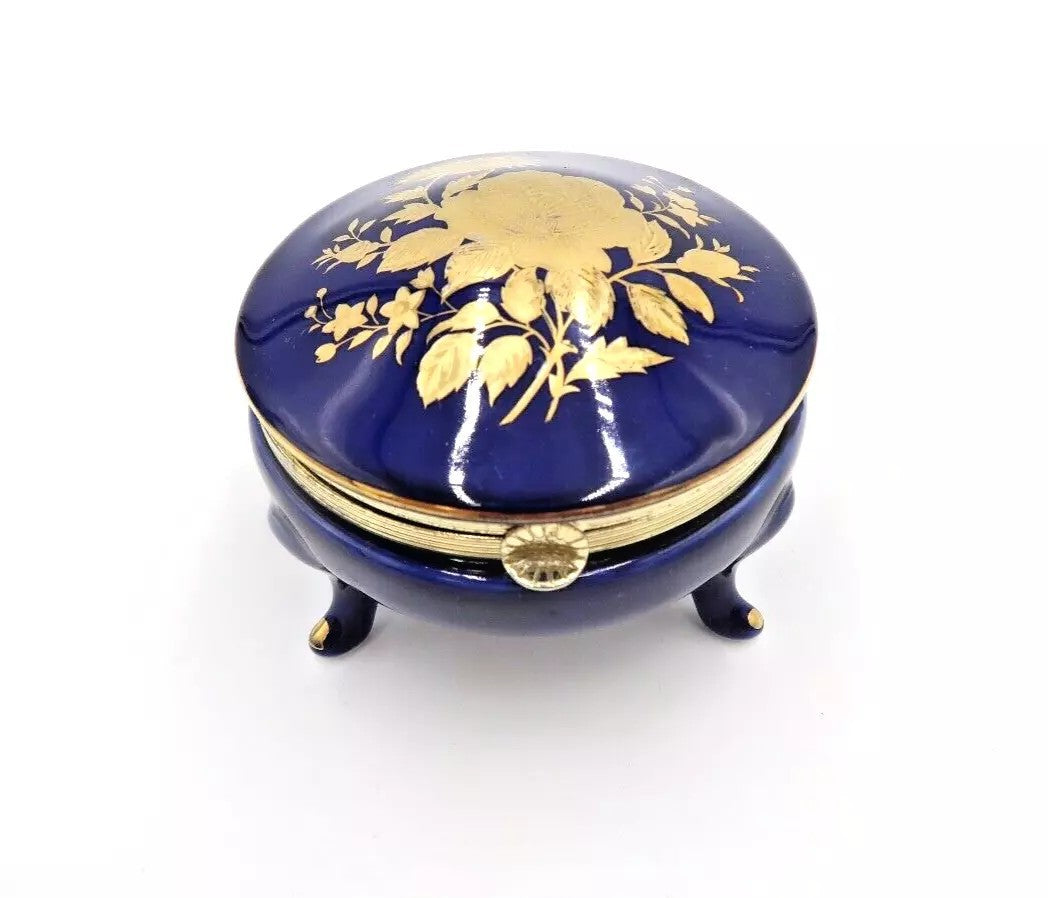 t498 Cobalt Blue Enameled Glass Trinket Pill Snuff Box Bohemian Antique