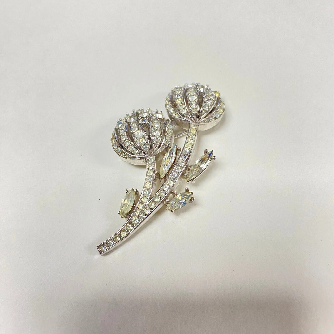 u364 Vintage TRIFARI Crown Floral Brooch Pin Silver Tone Clear Stones