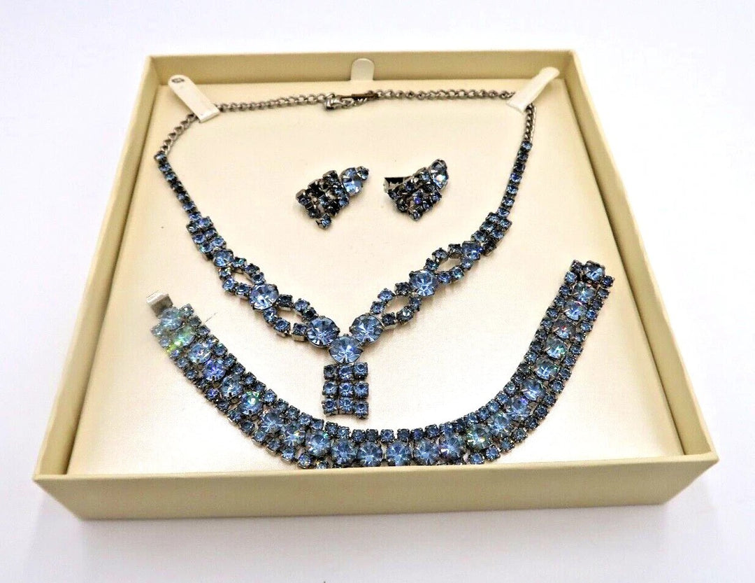 t411 Fashion Blue Rhinestones Necklace Bracelet and Matching earrings for Women