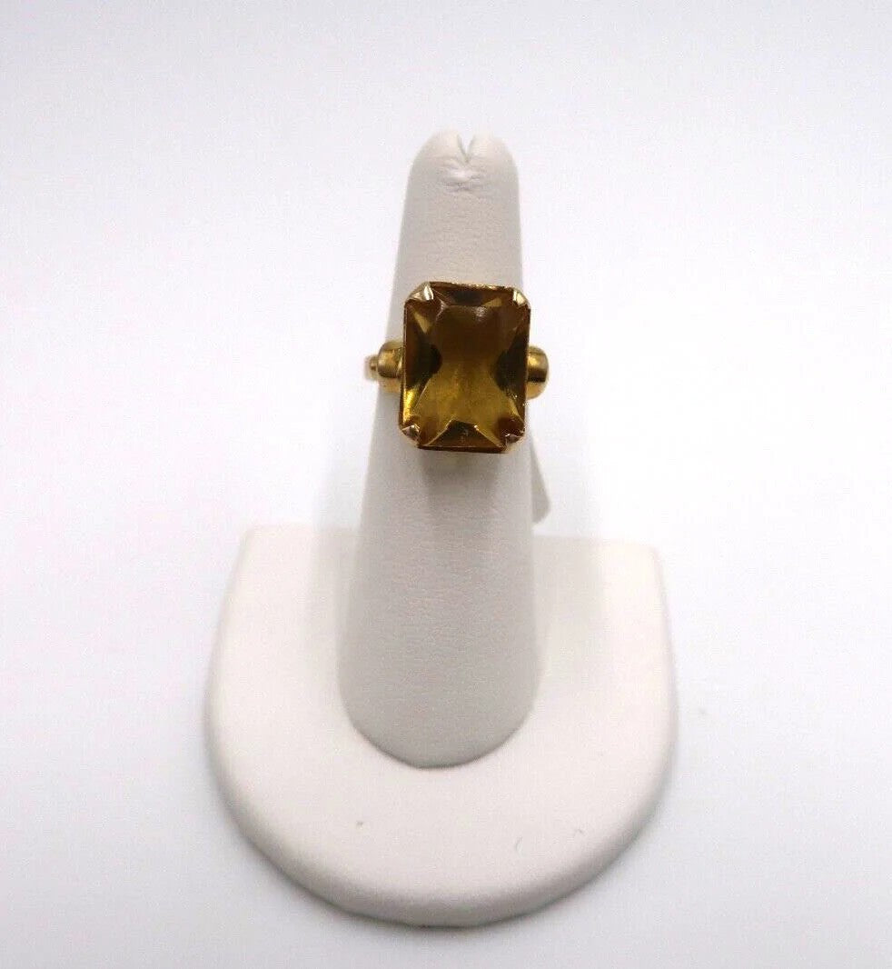 t345 Vintage Ladies 14kt Yellow Gold Yellow Gold Topaz Ring