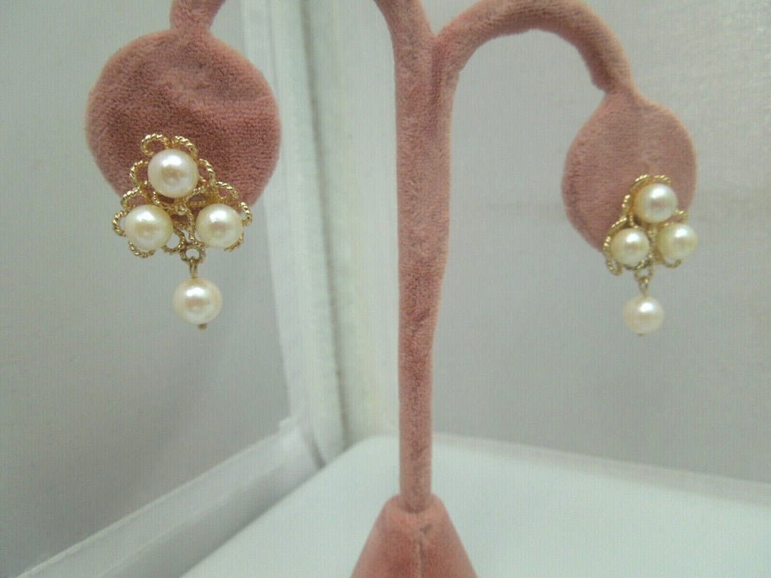 r162 14kt Yellow Gold Beautiful pearl Earrings Signed 5.7g