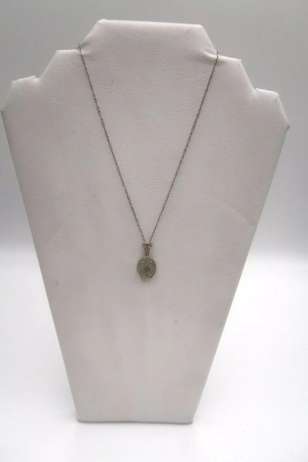 t383 Art Deco 14k White Gold Camphor Glass Diamond .01 TDW Filigree Necklace