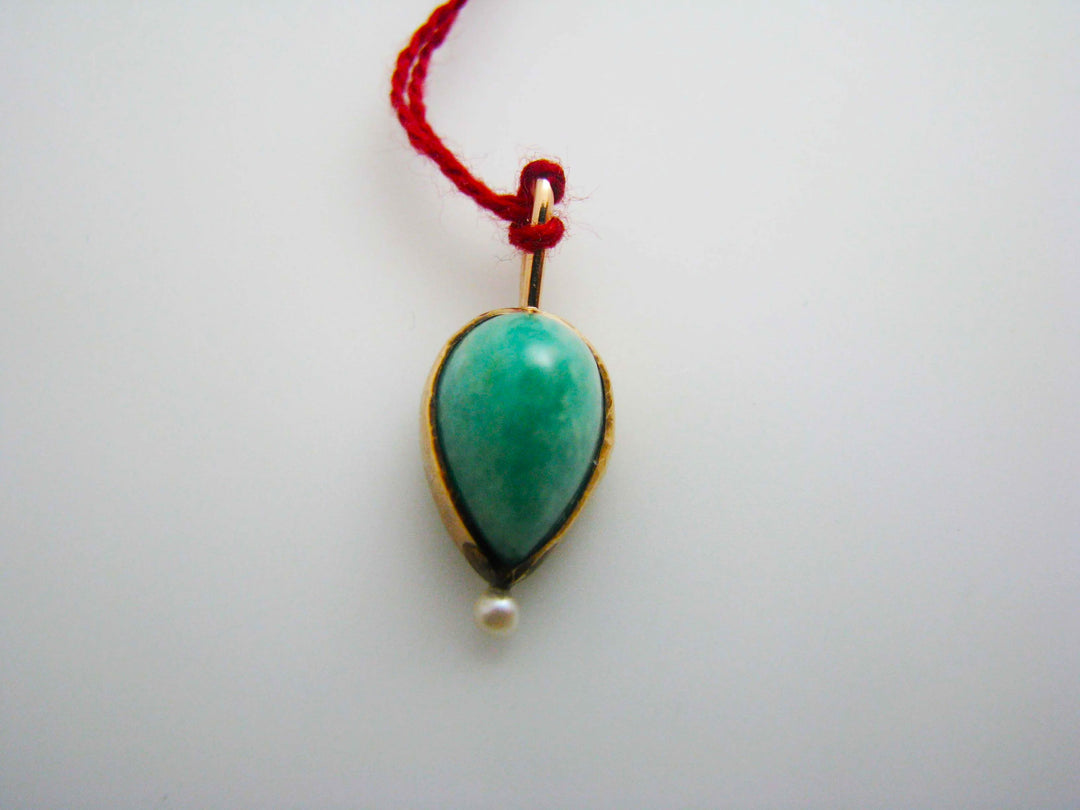 b446 Pretty 10kt Yellow Gold Amazonite pendant