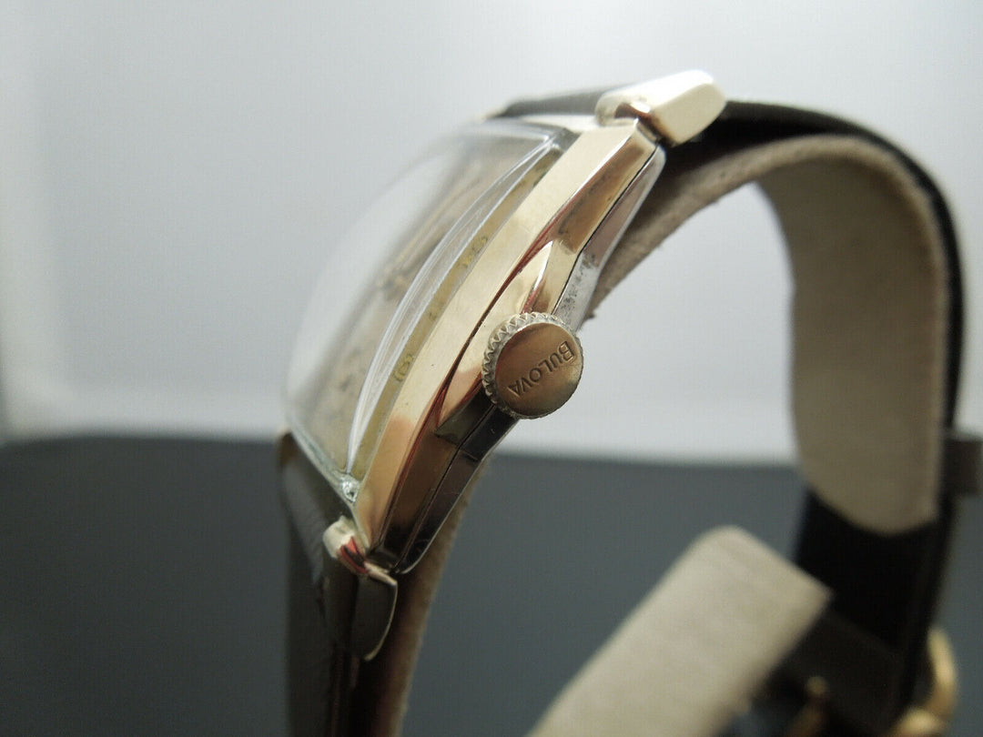 b886 Classic Men's 10kt Rolled Gold Plated Mechanical Bulova Wristwatch