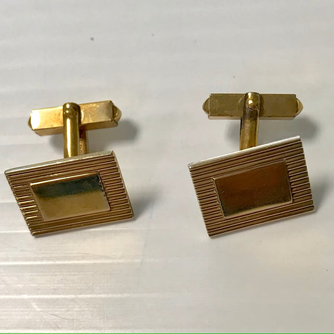 f275 Vintage Gold Tone Geometric Shaped Men's Cuff Links