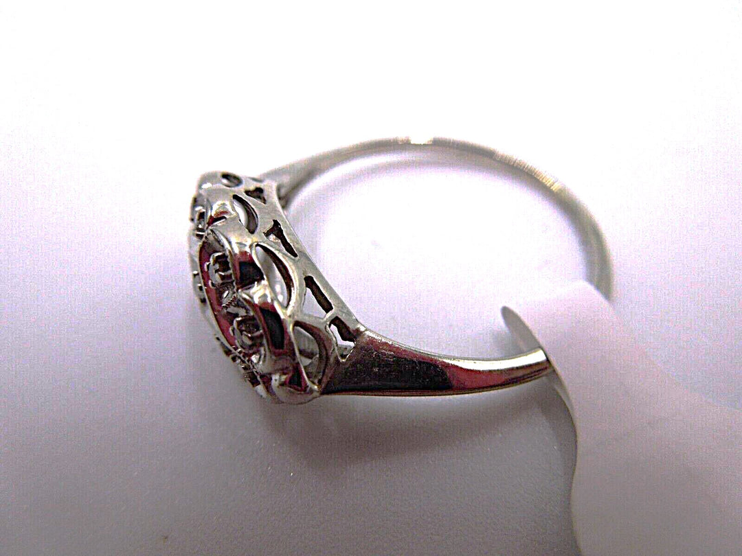 t251 Antique 14kt White Gold Diamond .05 TDW Ring Size 8 1/4(US)