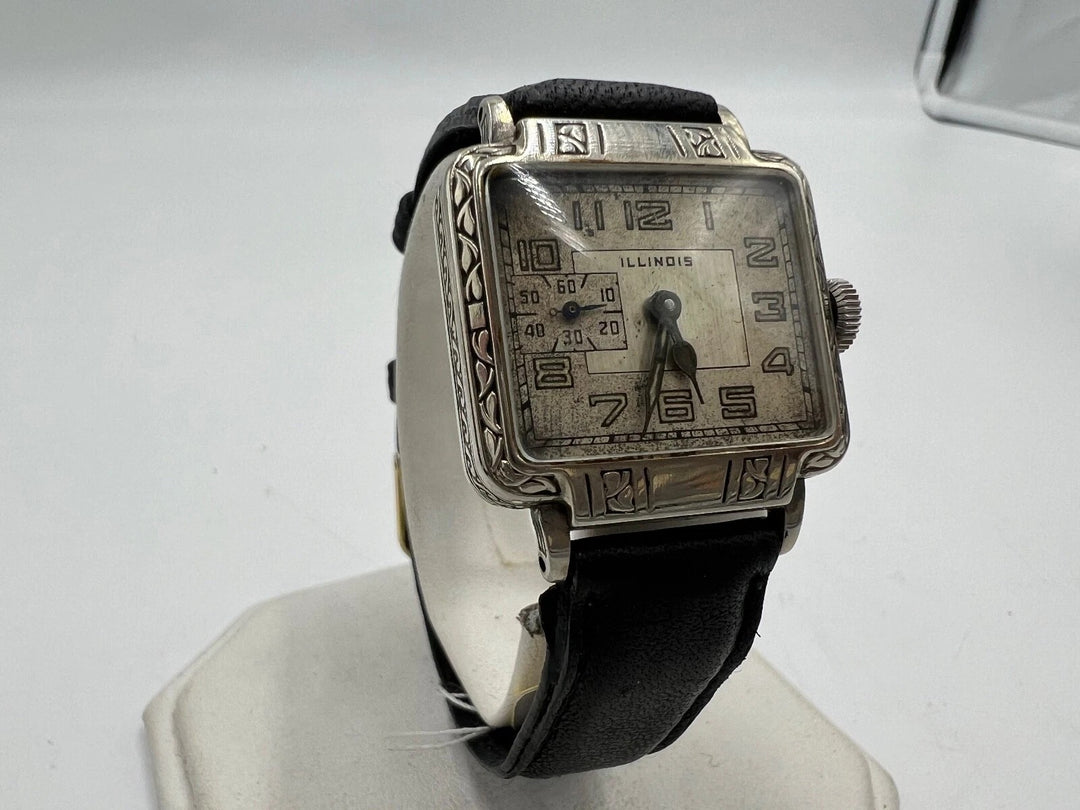 u023 Illinois 1930s "New Yorker" 14k White Gold Filled Watch