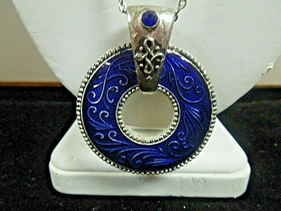 r088 Vintage Silvertone Blue Round Pendant Necklace Chain 18"