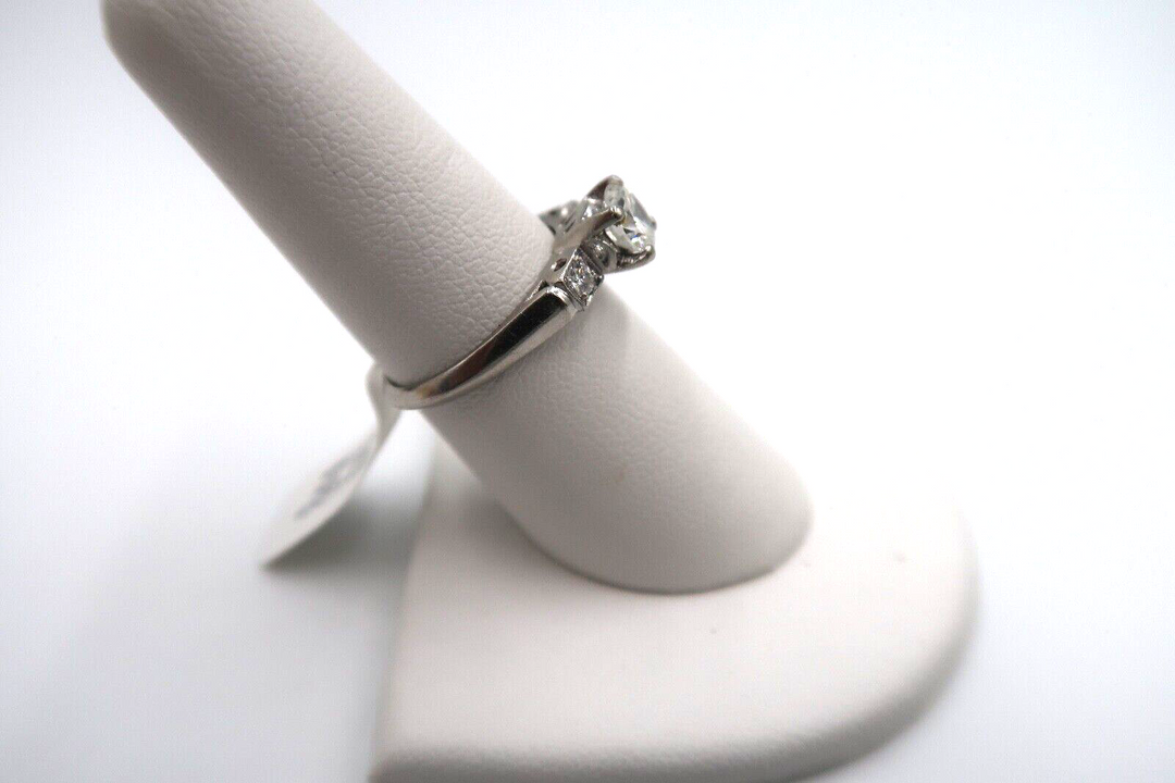 t333 Vintage Platinum Diamond 0.92 TDW Ring Size 7 1/4(US)