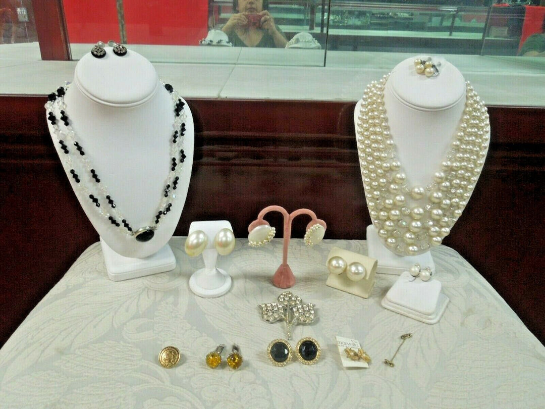r107 14 Piece Lot of Pearl ,Rhinestone,beads, Jewelry Necklace Set Brooches Earrings Vintage Jewelry Some Are Signed