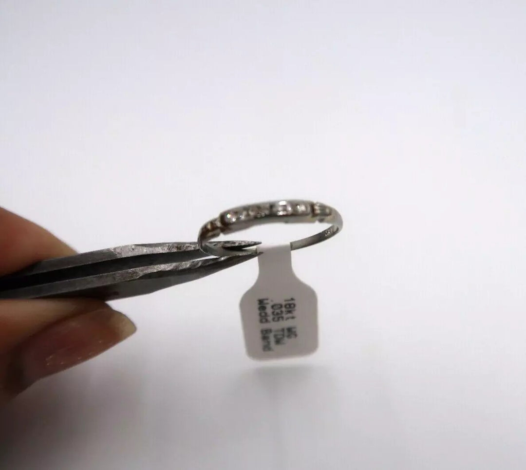 t382 Vintage 18k White Gold Diamond .035 TDW Band