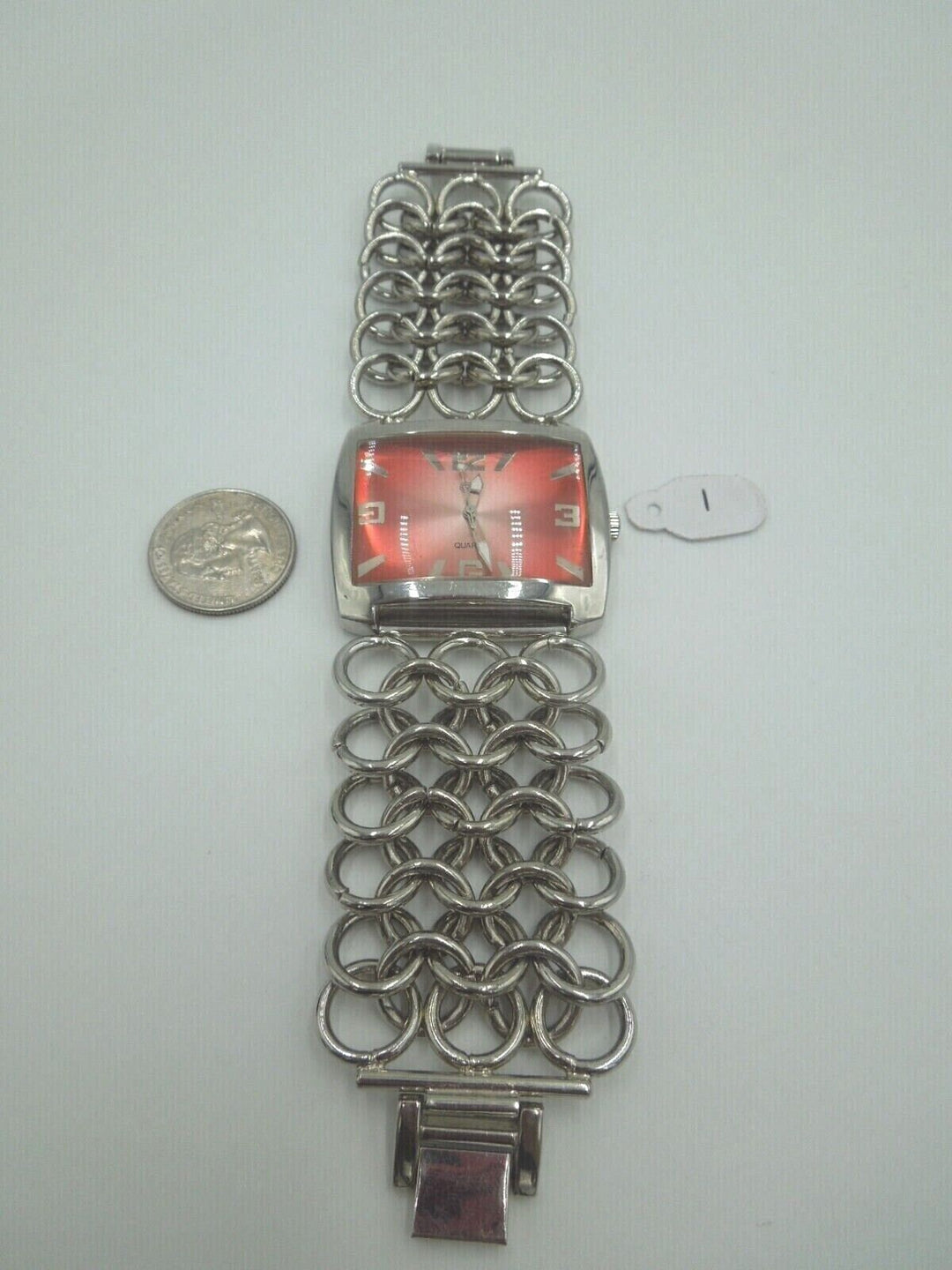 t246 Vintage Quartz Watch Silver Tone Watches,Everyday Watches,Dress Watches