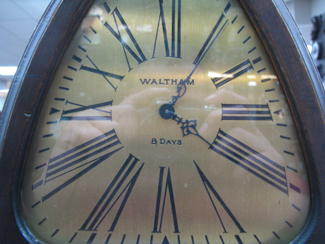 g171 Waltham 8 Day wood clock