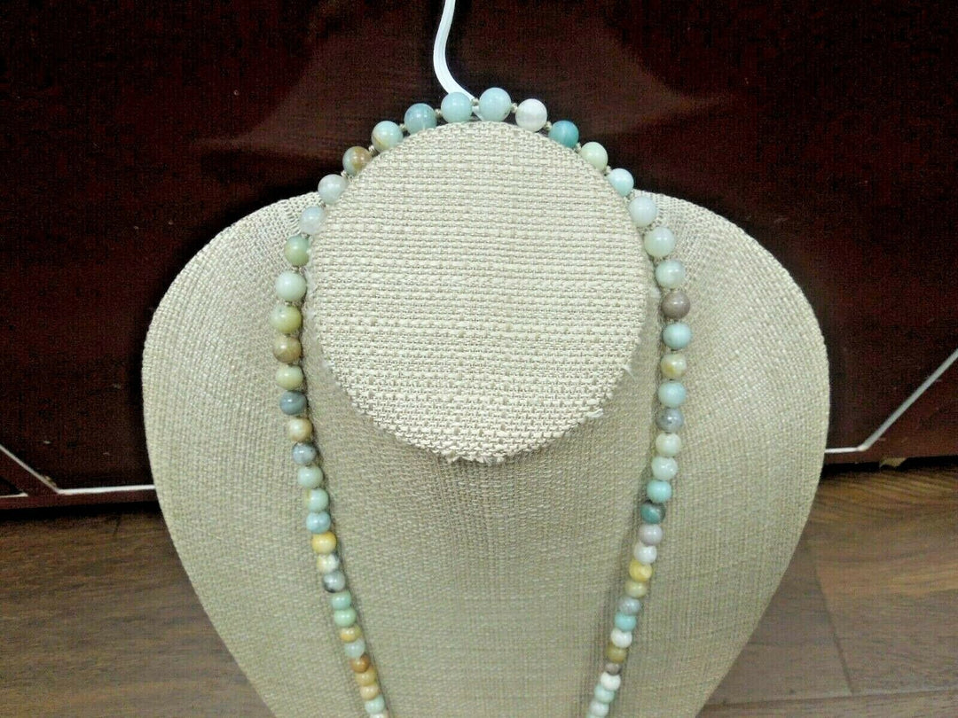 r124 Vintage Beautiful Agate Beads Necklace 40" (approx.)