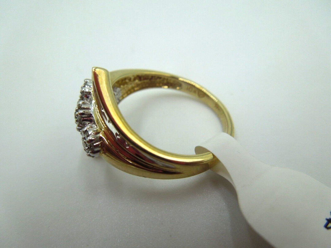 t249 10KT Yellow Gold Bypass Design Diamond Ring Size 7(US)