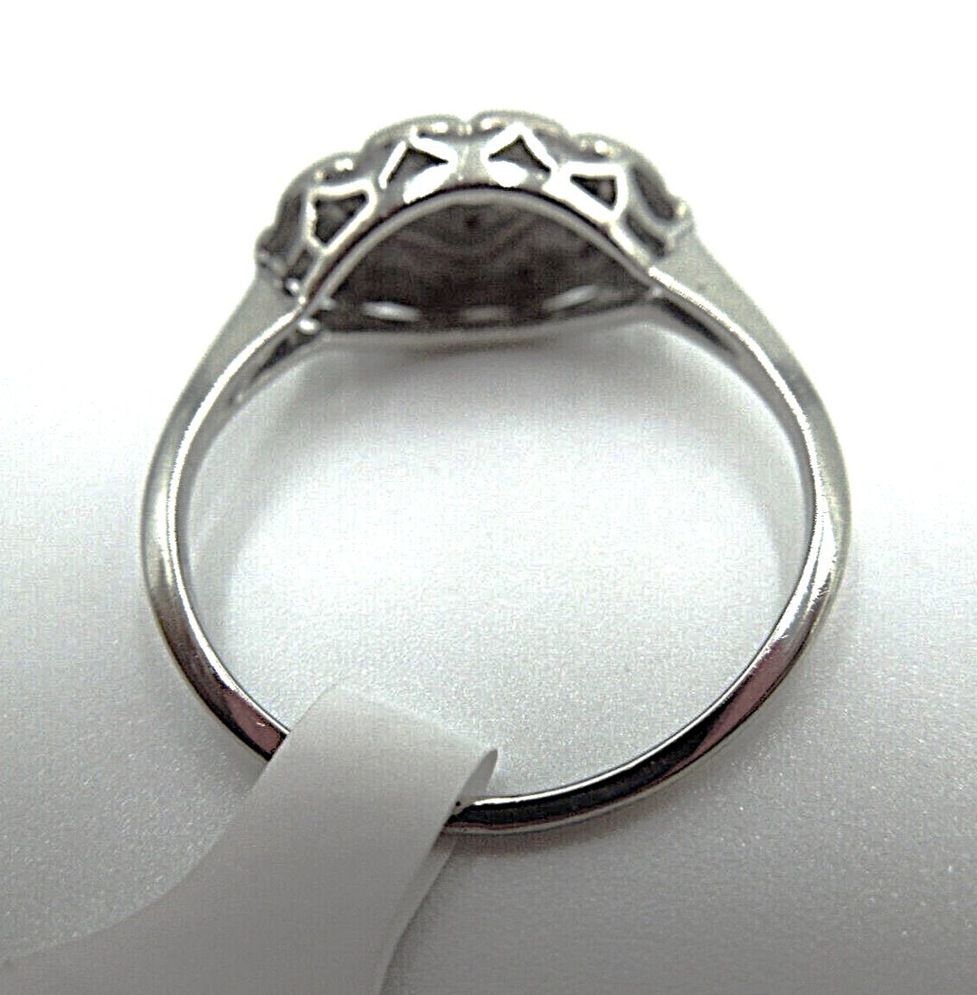 t251 Antique 14kt White Gold Diamond .05 TDW Ring Size 8 1/4(US)