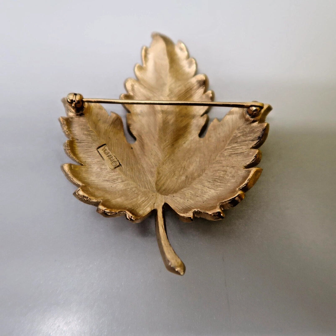 t573 Vintage Crown Trifari Brushed Gold Tone Maple Leaf Pin/Brooch 1960's