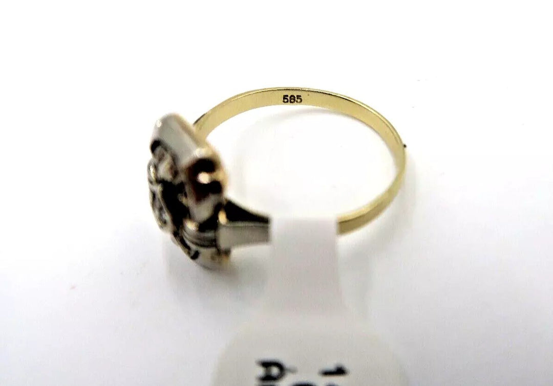 t388 Vintage 14k Two tone Gold Diamond .05 TDW Ring Size 6 1/2(US)