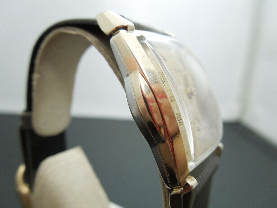 b886 Classic Men's 10kt Rolled Gold Plated Mechanical Bulova Wristwatch