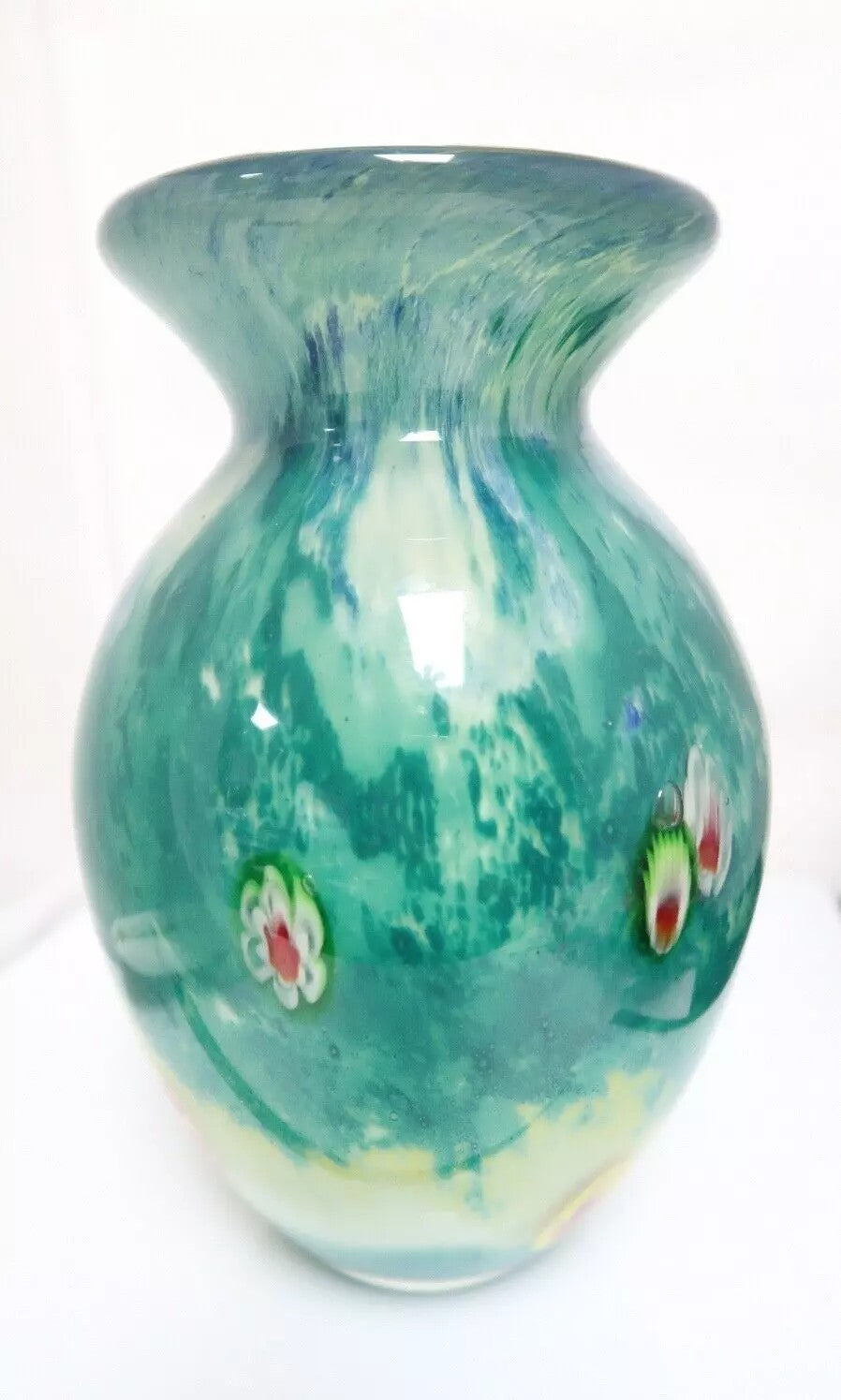 t473 Gorgeous Design China Pretty Colorful Green Blue Vase Heavy 8 1/2" tall
