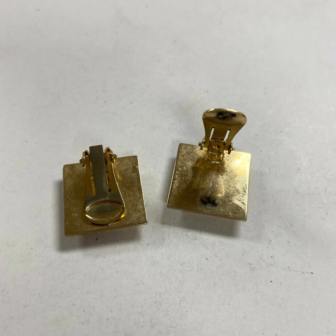 m477 Vintage Gold Filled Square Chess Knight Clip-on Earrings