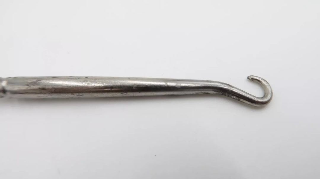 t483 Antique Silver Handled BUTTON HOOK Victorian Nicely Decorated Hallmarked
