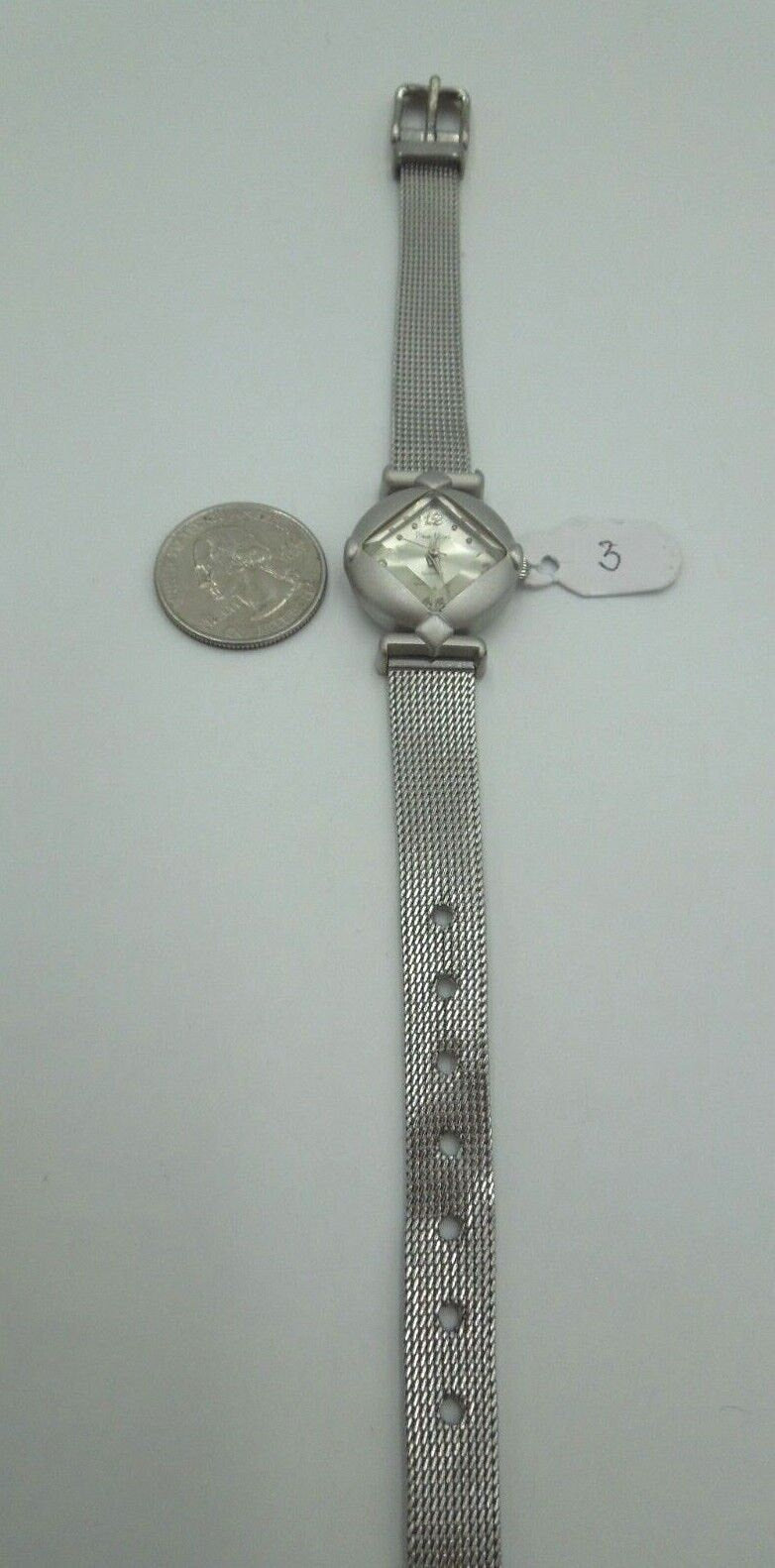 t246 Vintage Quartz Watch Silver Tone Watches,Everyday Watches,Dress Watches