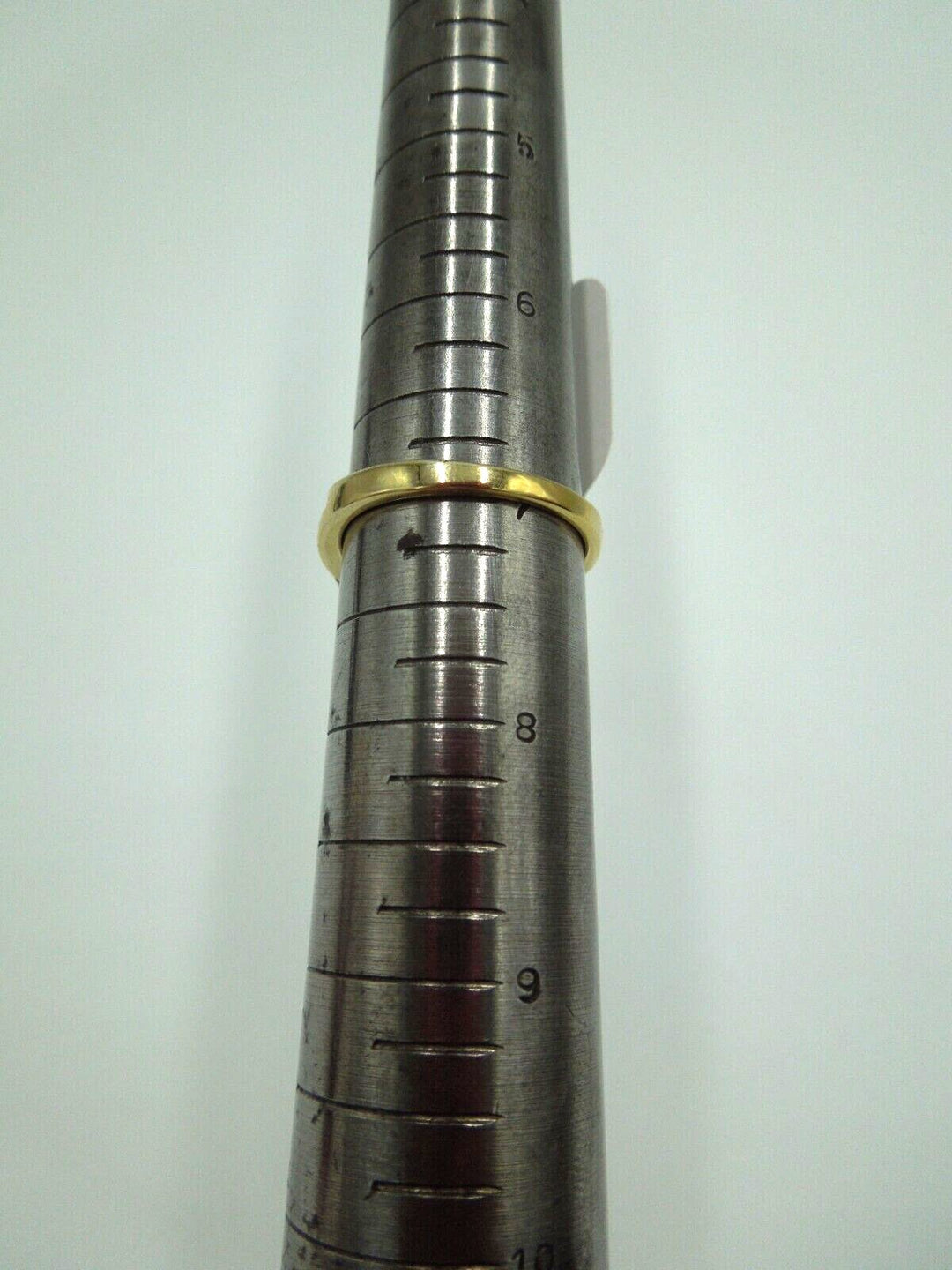 t249 10KT Yellow Gold Bypass Design Diamond Ring Size 7(US)