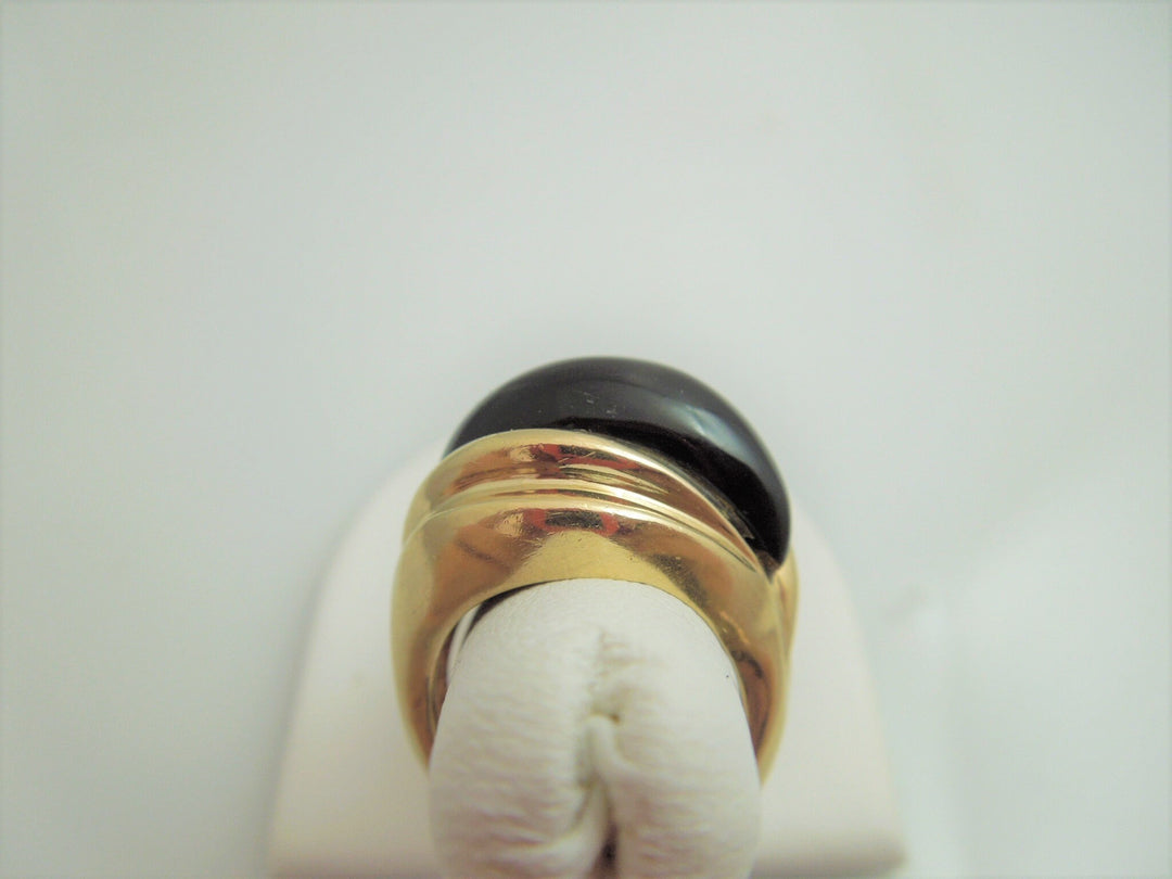 g861 Gorgeous Ladies 14kt Yellow Gold Domed Black Onyx Ring Size 5.5