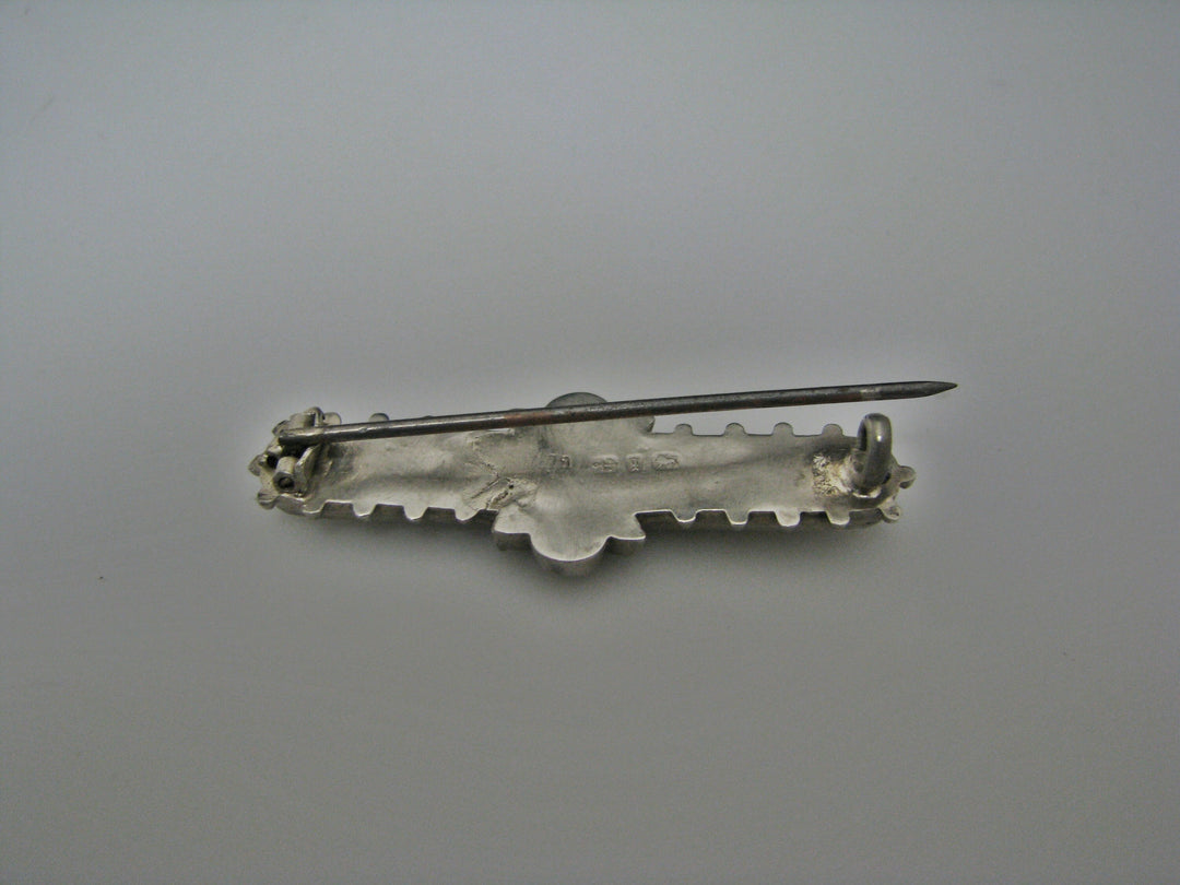 H189 Beautiful Stainless Steal Brooch/ Pin with flowery design