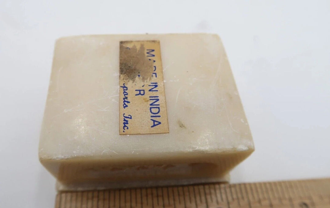 t493 Made in India Marble Inlay Handmade Flower Jewelry Trinket Box, Soapstone.