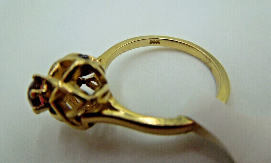 t247 14kt Yellow Gold Synthetic Ruby Ring Size 6 1/4 (US) Signed