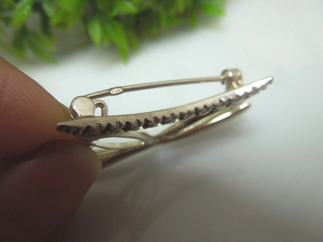 r161 Vintage Beautiful Sterling Silver 925 Pin Brooch  3.5g Signed