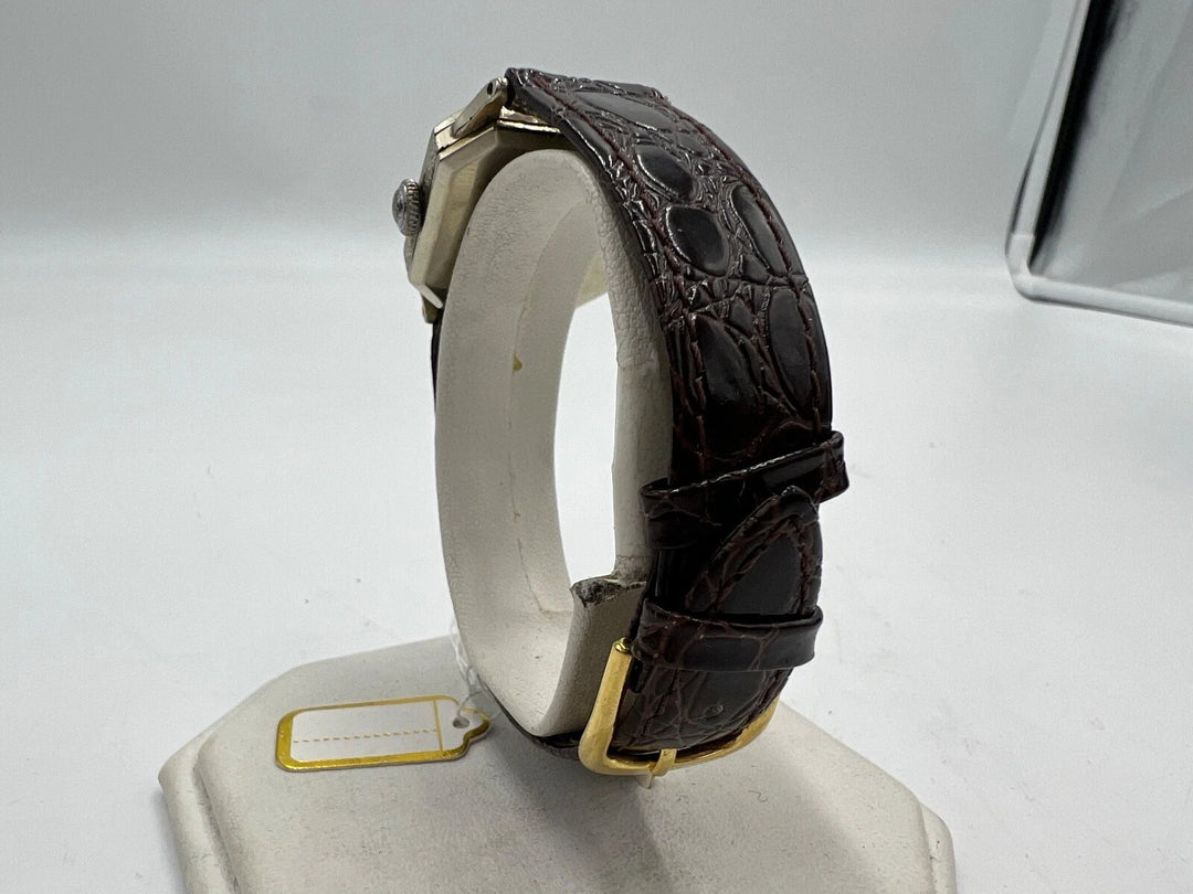 u022 Illinois 1930s "Barrel Shape" 14k White Gold Filled Watch