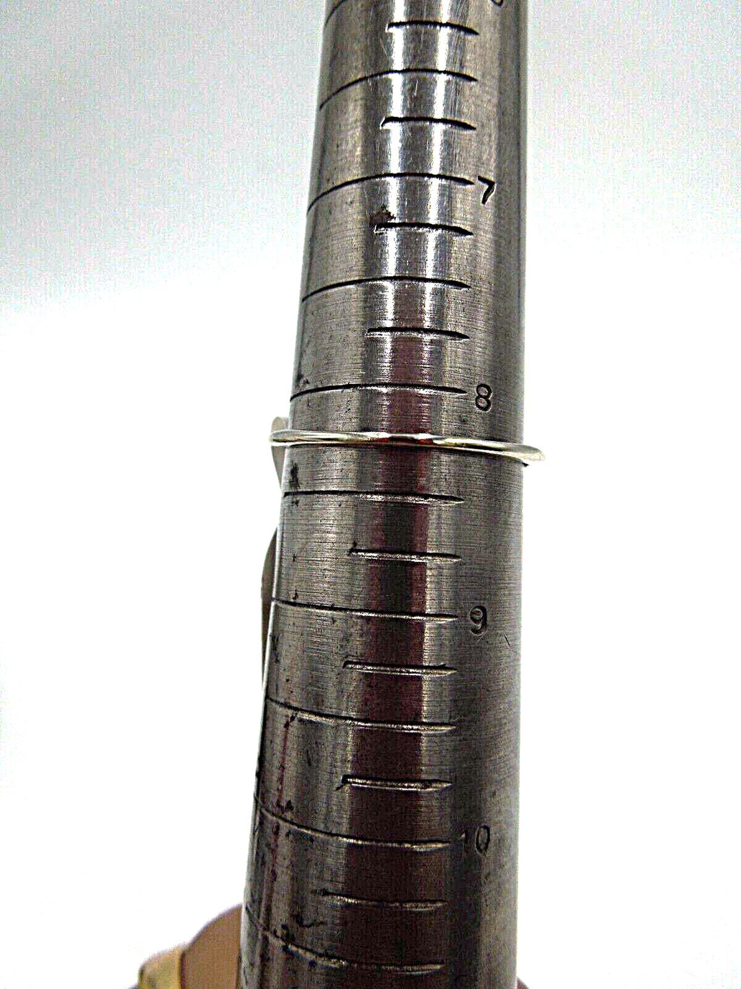 t251 Antique 14kt White Gold Diamond .05 TDW Ring Size 8 1/4(US)