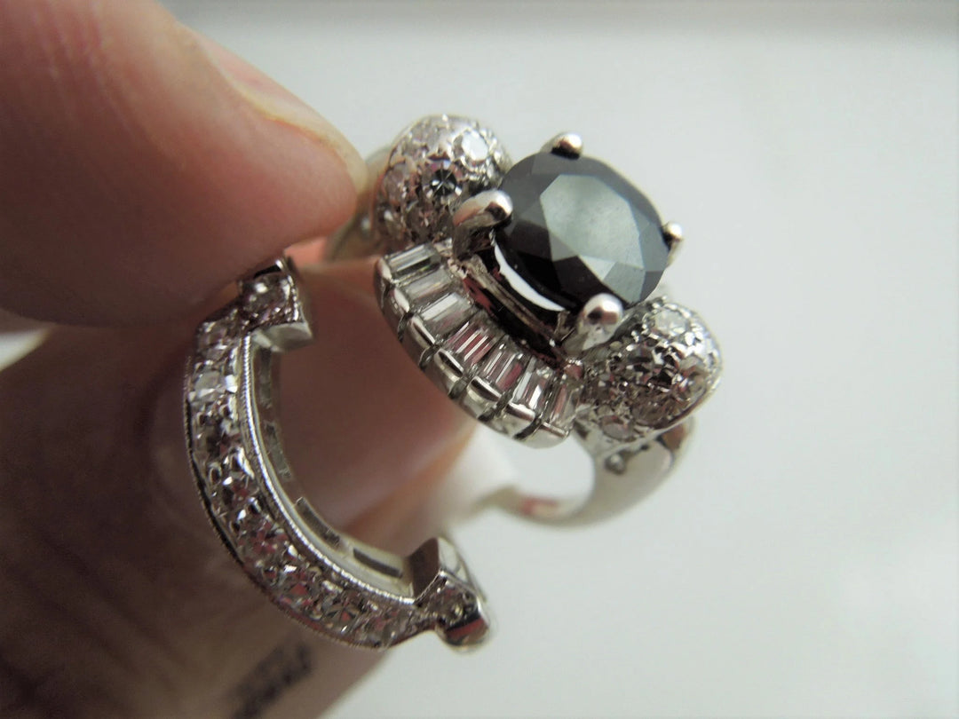 g869 Gorgeous Ladies 14kt White Gold Sapphire and Diamond Wedding Set