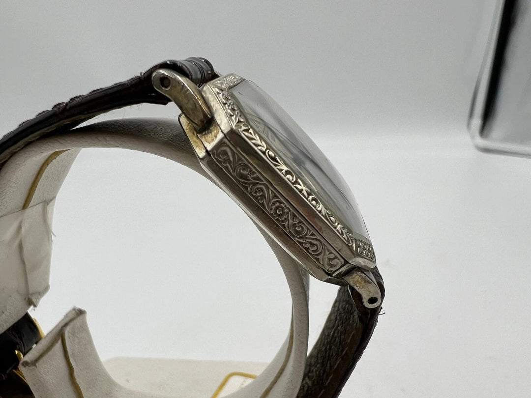 u022 Illinois 1930s "Barrel Shape" 14k White Gold Filled Watch