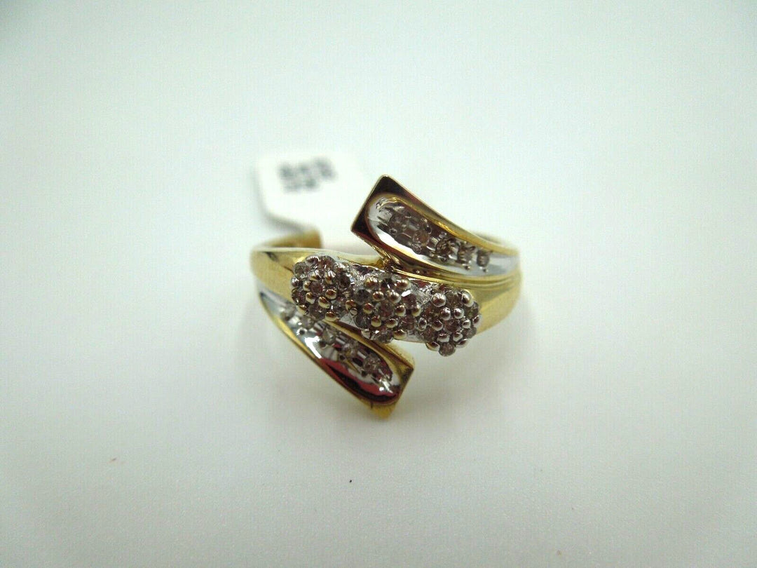 t249 10KT Yellow Gold Bypass Design Diamond Ring Size 7(US)