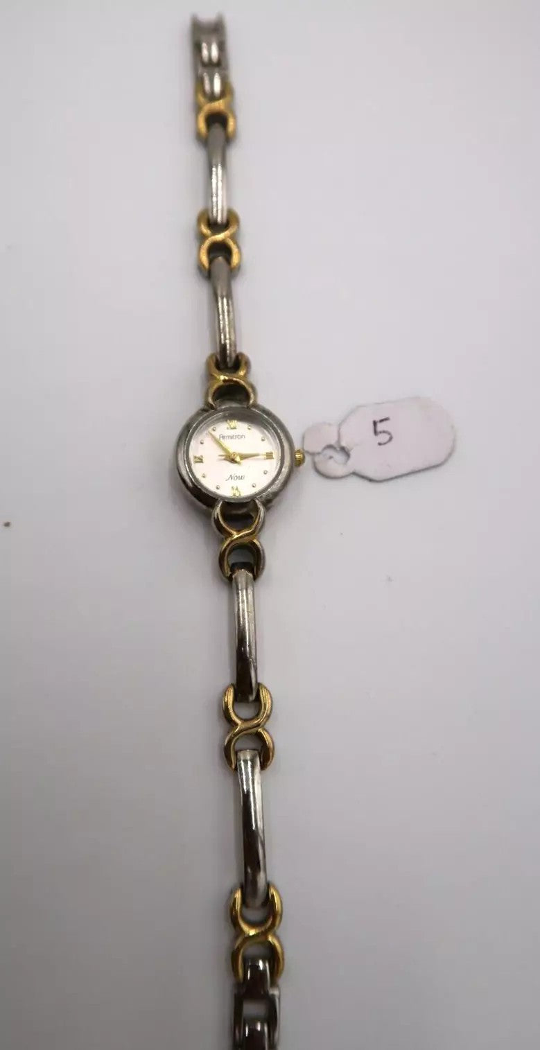 t241 Vintage Ladies Quartz Watch, Collectibles Watches, Everyday Watches