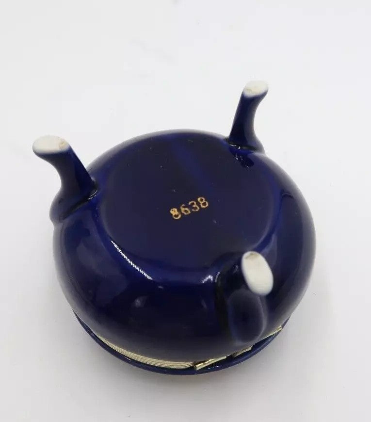 t498 Cobalt Blue Enameled Glass Trinket Pill Snuff Box Bohemian Antique