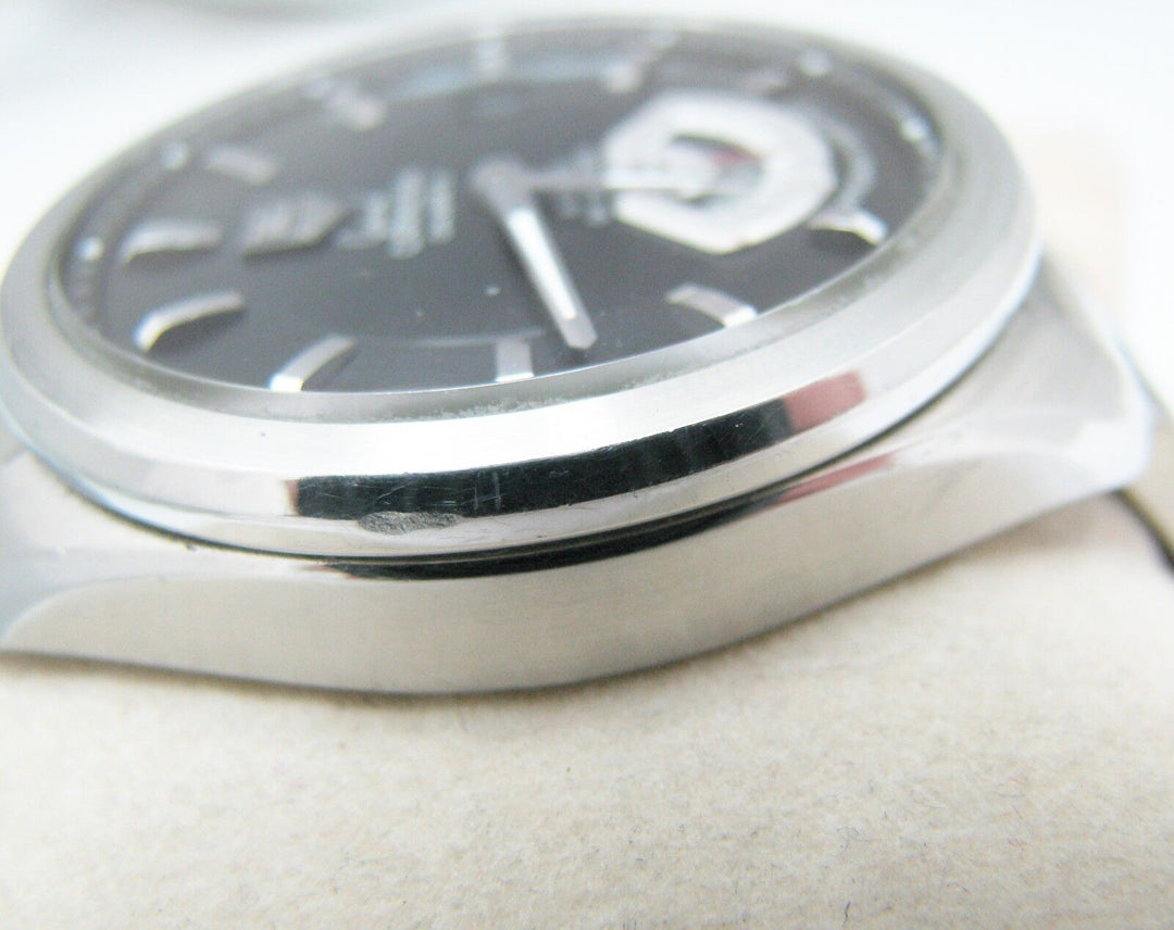 a1030 Tag Heuer Grand Carrera Calibre 6 Automatic Chronometer Watch with Date