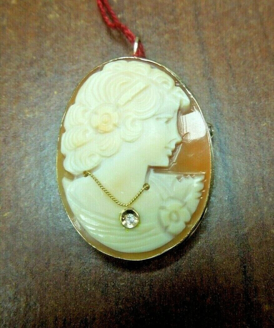 r114 14K Yellow Gold Diamond Necklace Cameo Pin/Pendant 35x24.51mm 3.9 Grams